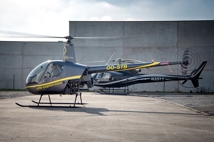 Helikopter OO-STB van STB-Copter in Wevelgem