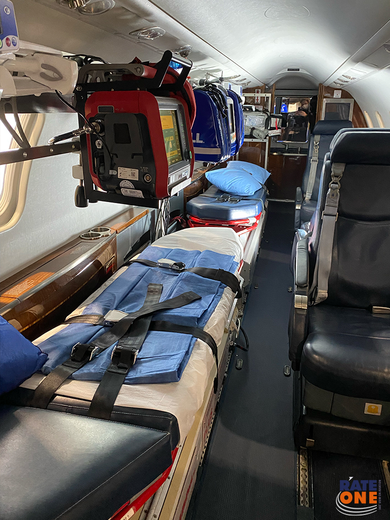 Interieur ambulance vliegtuig ASL
